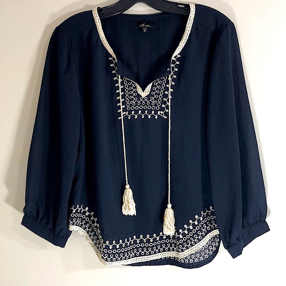 Monteau Tops - Monteau Blouse Size M